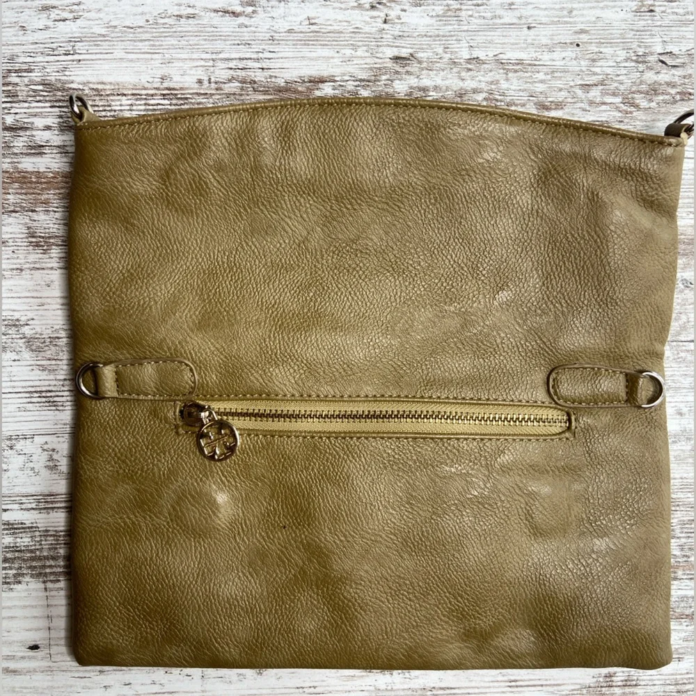 EUC Tory Burch Tan/Beige Leather Clutch Bag‎
